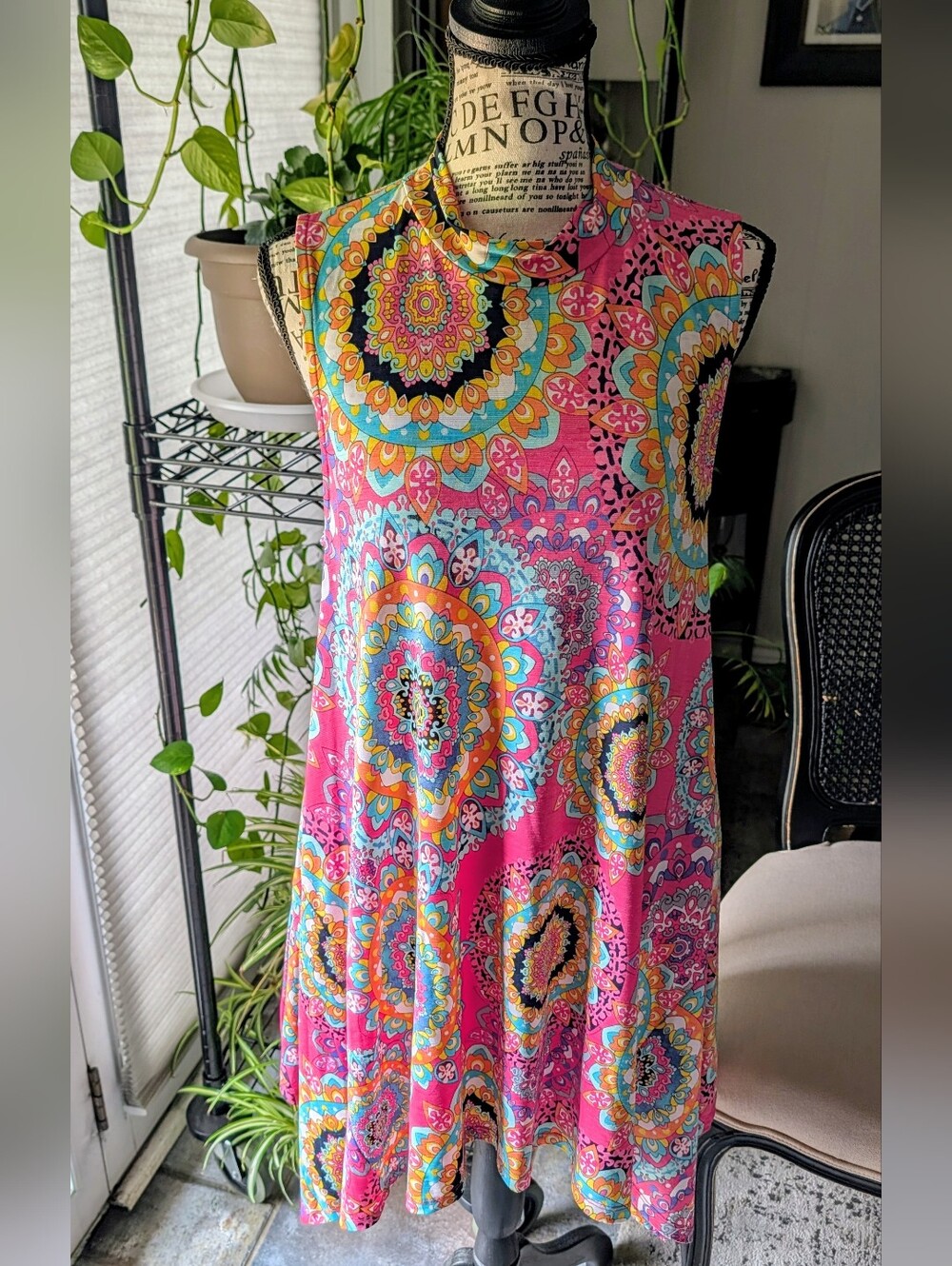 Honeyme los angeles Sleeveless Pink Medallion Print Dress  SZ S
